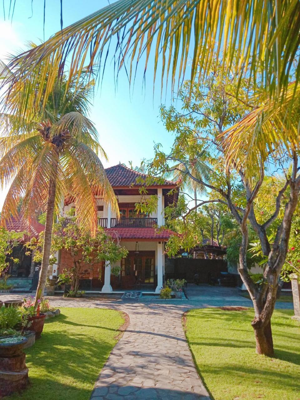 Rini Hotel โลวินา ภายนอก รูปภาพ