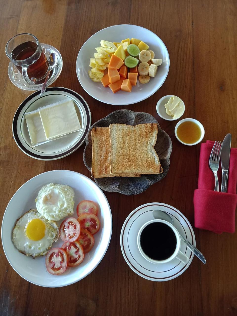 Rini Hotel โลวินา ภายนอก รูปภาพ